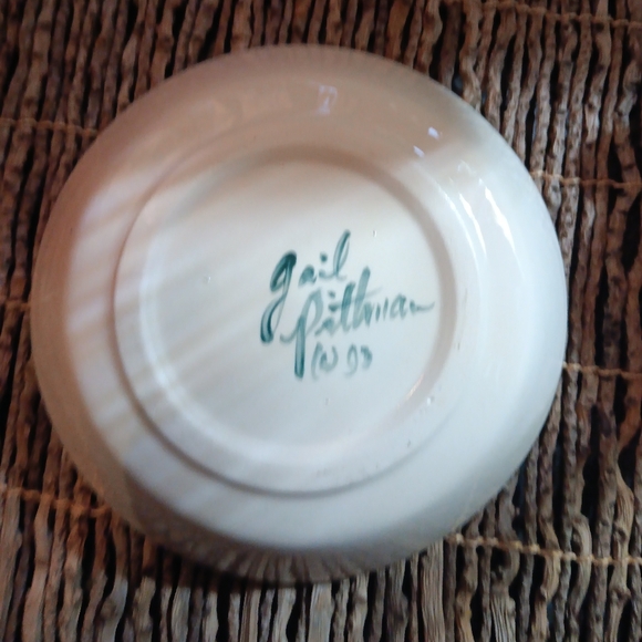 Gail Pittman Pottery Daisy Chain Bowl soup cereal - Picture 5 of 6